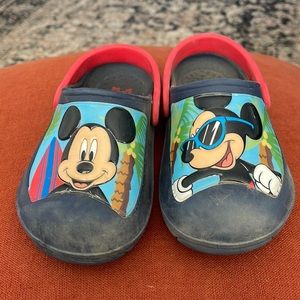 Mickey Clogs